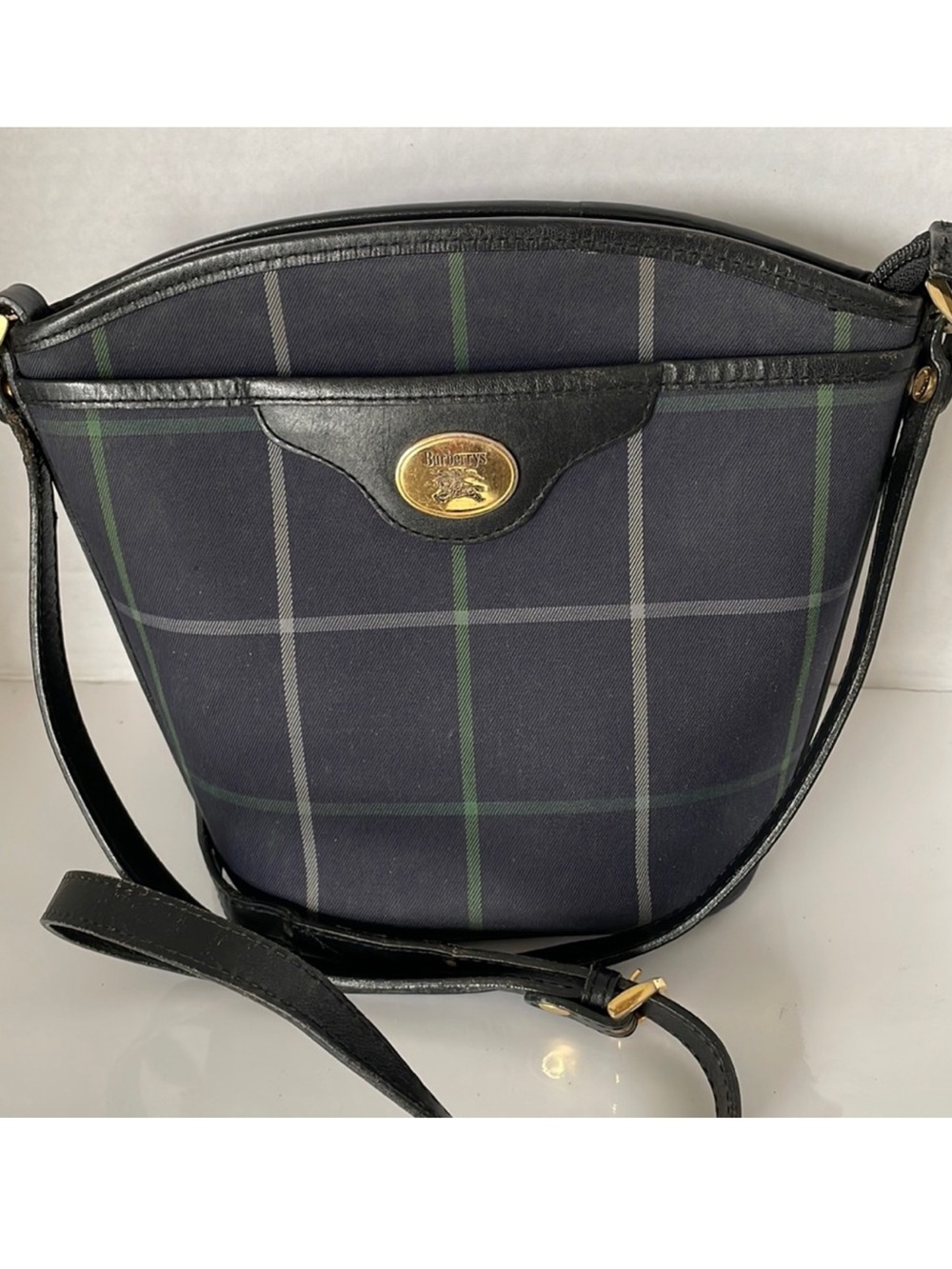 Authentic Burberry Check Crossbody/Shoulder Bag.